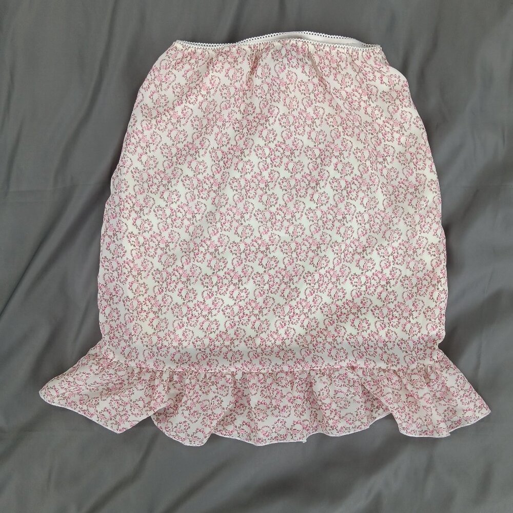 FLORAL SKIRT WOMEN'S NO BOUNDARIES Size 7/8 NWT